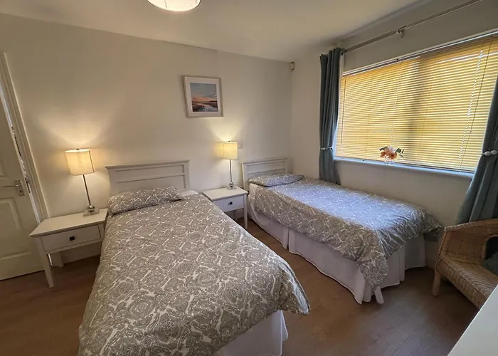 Kincora Harbour Townhouse בית הארחה קילאלו